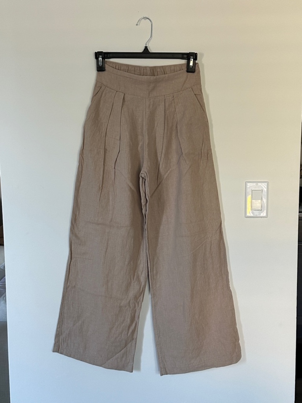 Abercrombie & Fitch Linen Pants, Size XXS Short